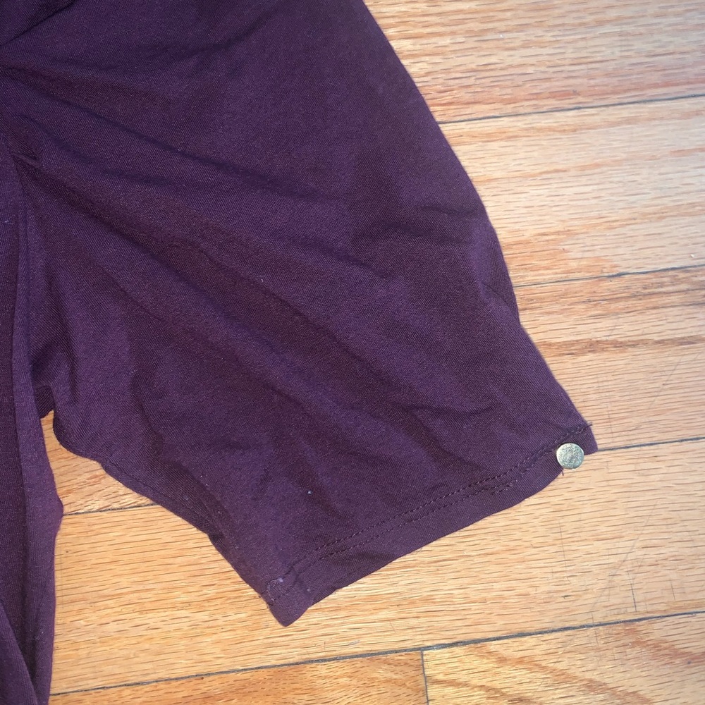Maroon top - Picture 4 of 4